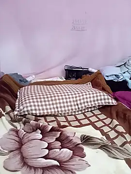 Phoebe-e online show from 04/02/26, 02:41