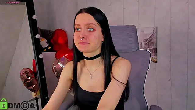 Snapshot of Kessi_Millisis chatting on 02/15/26, 07:51 Kessi Millisis online show from 02/15/26, 07:51