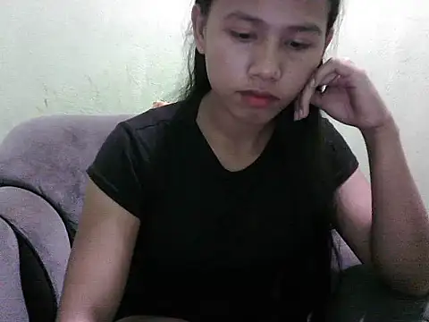 lovelypinay31xx online show from 03/18/26, 06:05