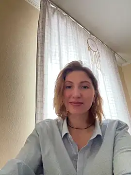 Snapshot of _Crystal_2 chatting on 02/07/26, 01:30 Crystal 2 online show from 02/07/26, 01:30