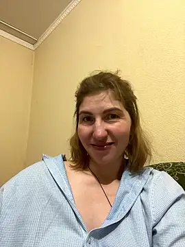 Snapshot of _Crystal_2 chatting on 01/18/26, 05:05 Crystal 2 online show from 01/18/26, 05:05