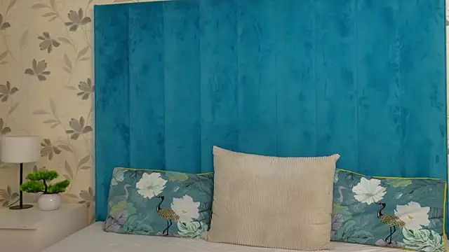 AnyaHappiness online show from 03/26/26, 06:22