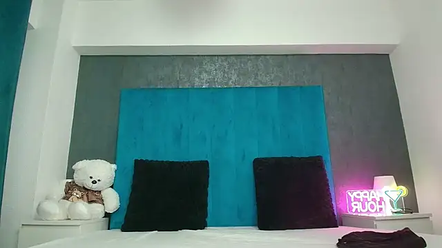 AnyaHappiness online show from 02/05/26, 06:53