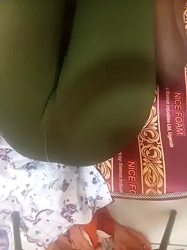 Snapshot of PatriciaVen chatting on 03/13/26, 05:12 PatriciaVen online show from 03/13/26, 05:12