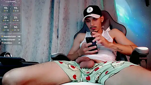 Snapshot of Yankees_xxx chatting on 06/15/26, 10:53 Yankees xxx online show from 06/15/26, 10:53