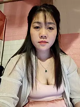 Ngocmai lazdy online show from 02/05/26, 03:41