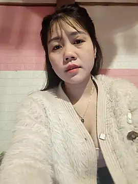 Ngocmai lazdy online show from 02/12/26, 03:56