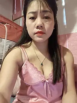 Ngocmai lazdy online show from 02/19/26, 02:41