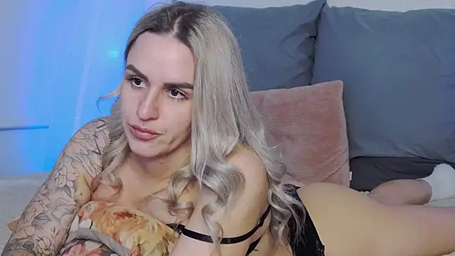 Snapshot of _KSmith_ chatting on 02/26/26, 06:24 KSmith online show from 02/26/26, 06:24