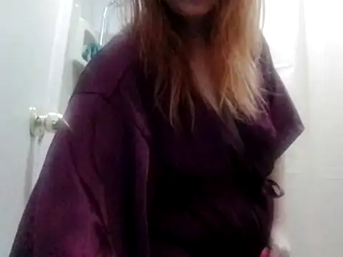 Snapshot of Annafun321 chatting on 02/11/26, 02:39 Annafun321 online show from 02/11/26, 02:39