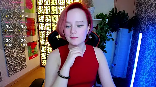 Ellie Heavenly online show from 04/09/26, 08:53