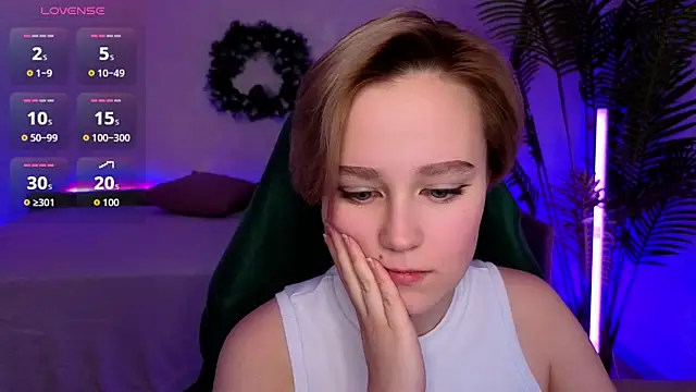 Ellie Heavenly online show from 01/18/26, 08:29