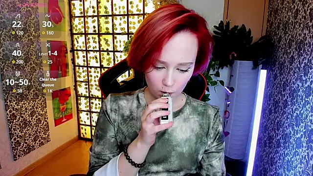 Ellie Heavenly online show from 04/08/26, 08:38