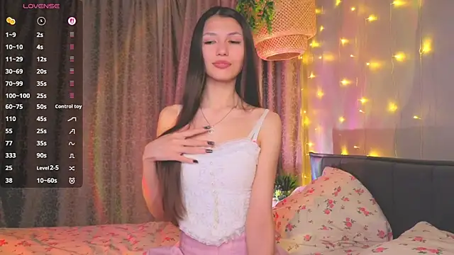 NeliaBermea online show from 04/18/26, 06:21