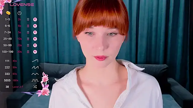 CatherineCummi online show from 04/12/26, 07:44