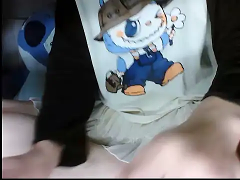 Snapshot of Onikimii chatting on 02/10/26, 03:55 Onikimii online show from 02/10/26, 03:55