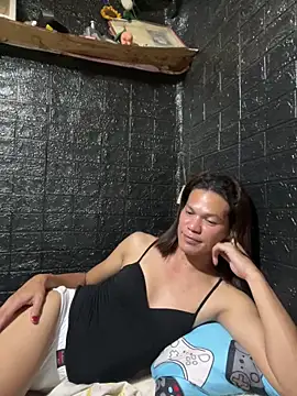 HugeAgatha online show from 02/25/26, 03:56