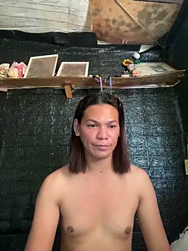 HugeAgatha online show from 02/07/26, 09:17