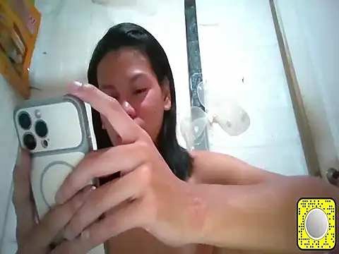 HugeAgatha online show from 04/10/26, 02:02