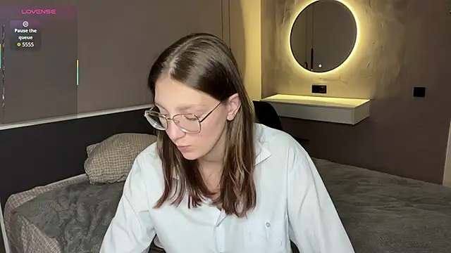 ChrisAmott online show from 04/27/26, 04:38