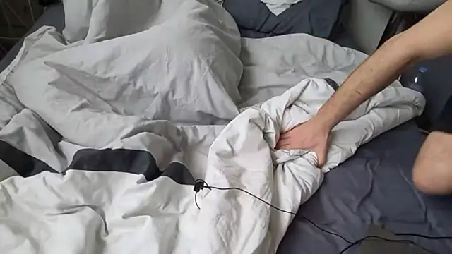 alex 779477 online show from 02/27/26, 11:10