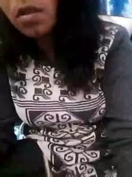 yaminicamms online show from 01/14/26, 04:21