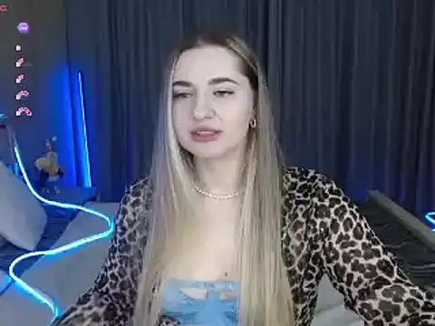 BellaaBlushh online show from 01/14/26, 06:00