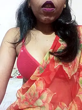 Snapshot of Dropati35 chatting on 04/06/26, 06:20 Dropati35 online show from 04/06/26, 06:20