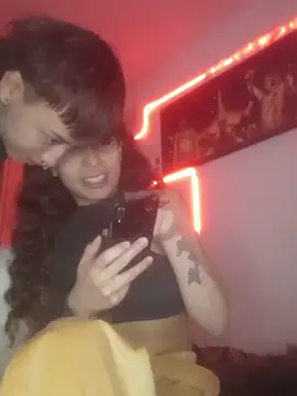 AlexxaAndRileyy online show from 02/06/26, 01:07