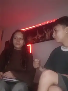 AlexxaAndRileyy online show from 02/05/26, 12:01