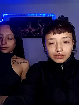 AlexxaAndRileyy online show from 02/12/26, 08:30