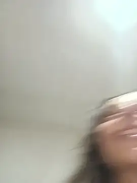AlexxaAndRileyy online show from 05/03/26, 07:39