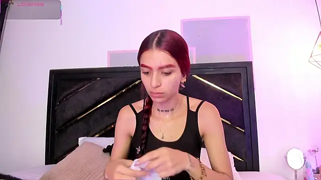 april jones05 online show from 04/05/26, 12:12