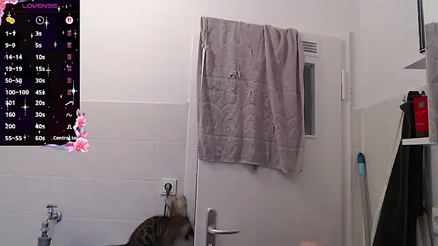 Mia lou05 online show from 06/16/26, 03:17