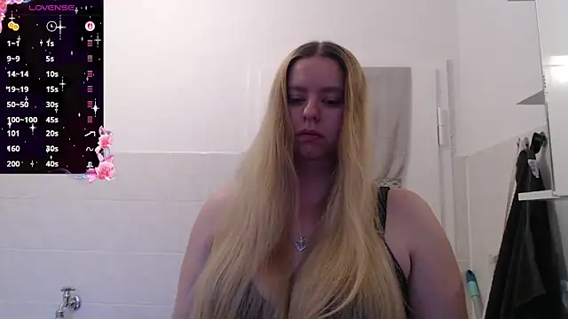Mia lou05 online show from 05/04/26, 04:05