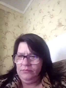 NysiOlsen online show from 05/03/26, 01:36