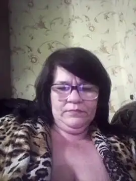 NysiOlsen online show from 04/15/26, 08:42