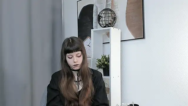 BellaLewter online show from 01/14/26, 03:15