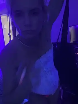 MANDALYN online show from 03/04/26, 01:24