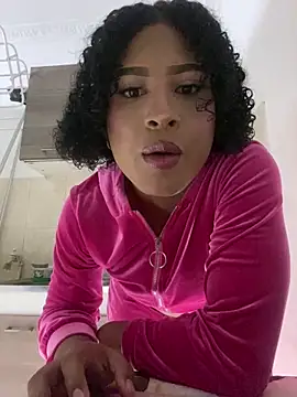 Snapshot of valeria_19x chatting on 02/01/26, 04:44 valeria 19x online show from 02/01/26, 04:44