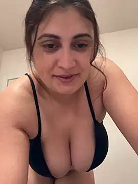 morenita sexy777 online show from 06/01/26, 08:58