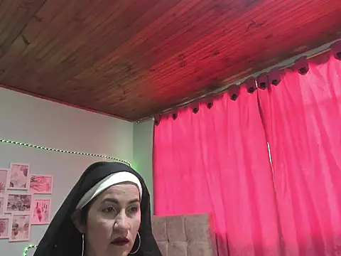 talia mystic online show from 04/07/26, 01:13