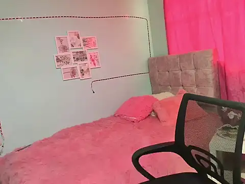 talia mystic online show from 03/31/26, 01:46