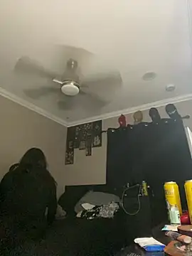 Snapshot of Divin3369 chatting on 03/14/26, 04:29 Divin3369 online show from 03/14/26, 04:29