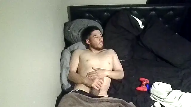 Snapshot of Divin3369 chatting on 03/29/26, 02:35 Divin3369 online show from 03/29/26, 02:35