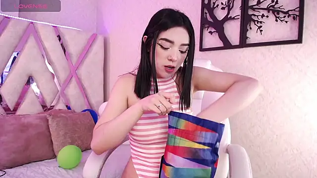 Madyson Hill online show from 04/09/26, 11:27