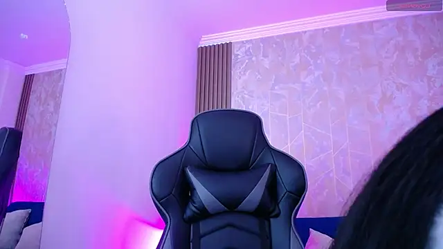 Violet Collins1 online show from 04/02/26, 07:42