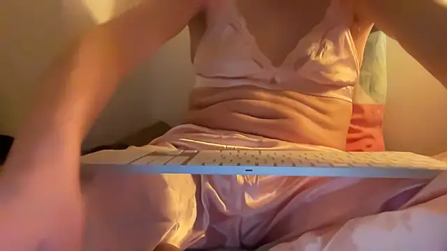 B4by Pink online show from 01/15/26, 09:07