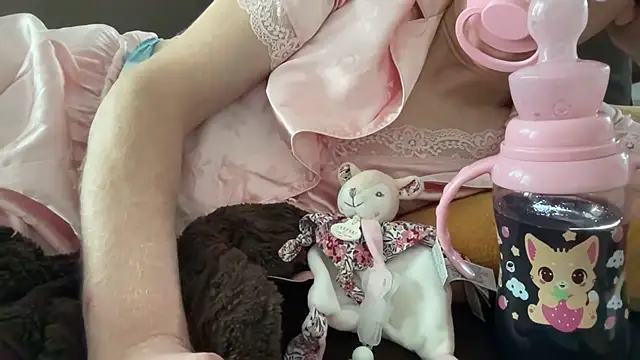 B4by Pink online show from 02/16/26, 10:58