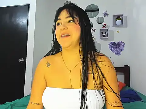 Snapshot of Penelopeflame18 chatting on 02/21/26, 11:40 Penelopeflame18 online show from 02/21/26, 11:40